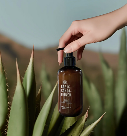 Bathe to basics 蘆薈輕盈護髮素 Basic Conditioner 500g refill