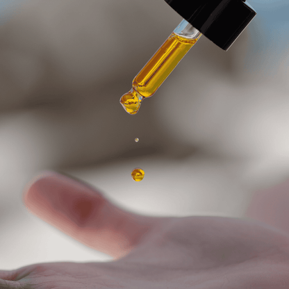 Skin Creamery 晚間用亮白精華液Brightening Concentrate | 15ml