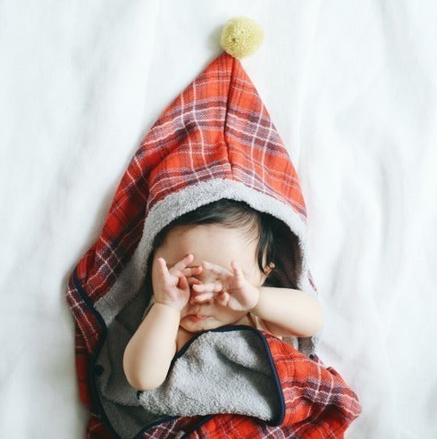 Kontex 嬰兒浴巾口水肩禮合套裝（黃色有現貨紅色需要預購）