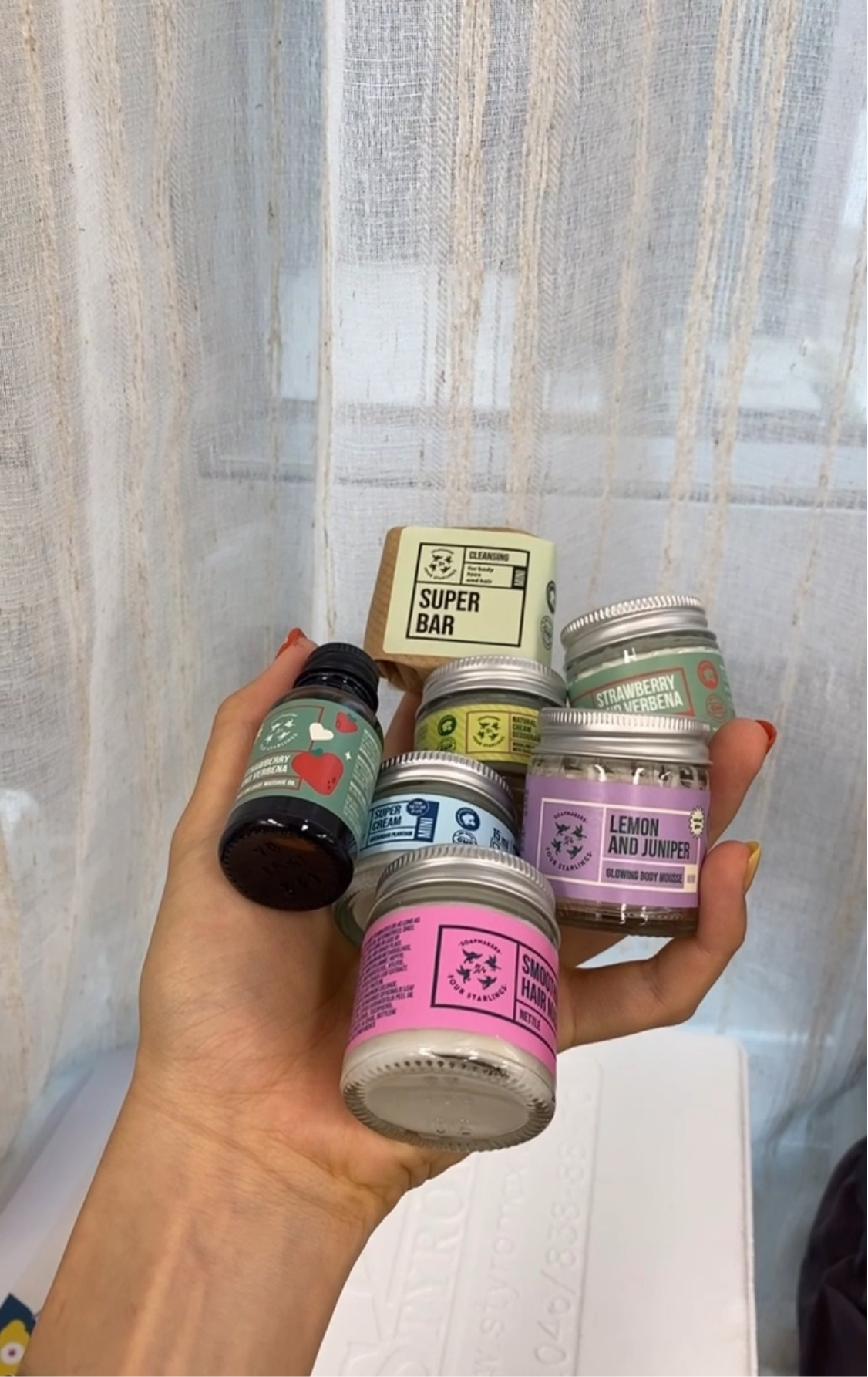 參與團購買3件參即可獲贈一個4starlings試用品（請自行加入購物車）送完即止