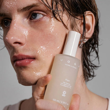 Uoga uoga透明質酸保濕潔面啫喱Flow Gel cleanser with quince extract and hyaluronic acid